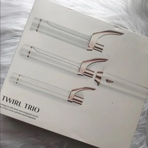 T3 twirl trio convertible curling iron brand new